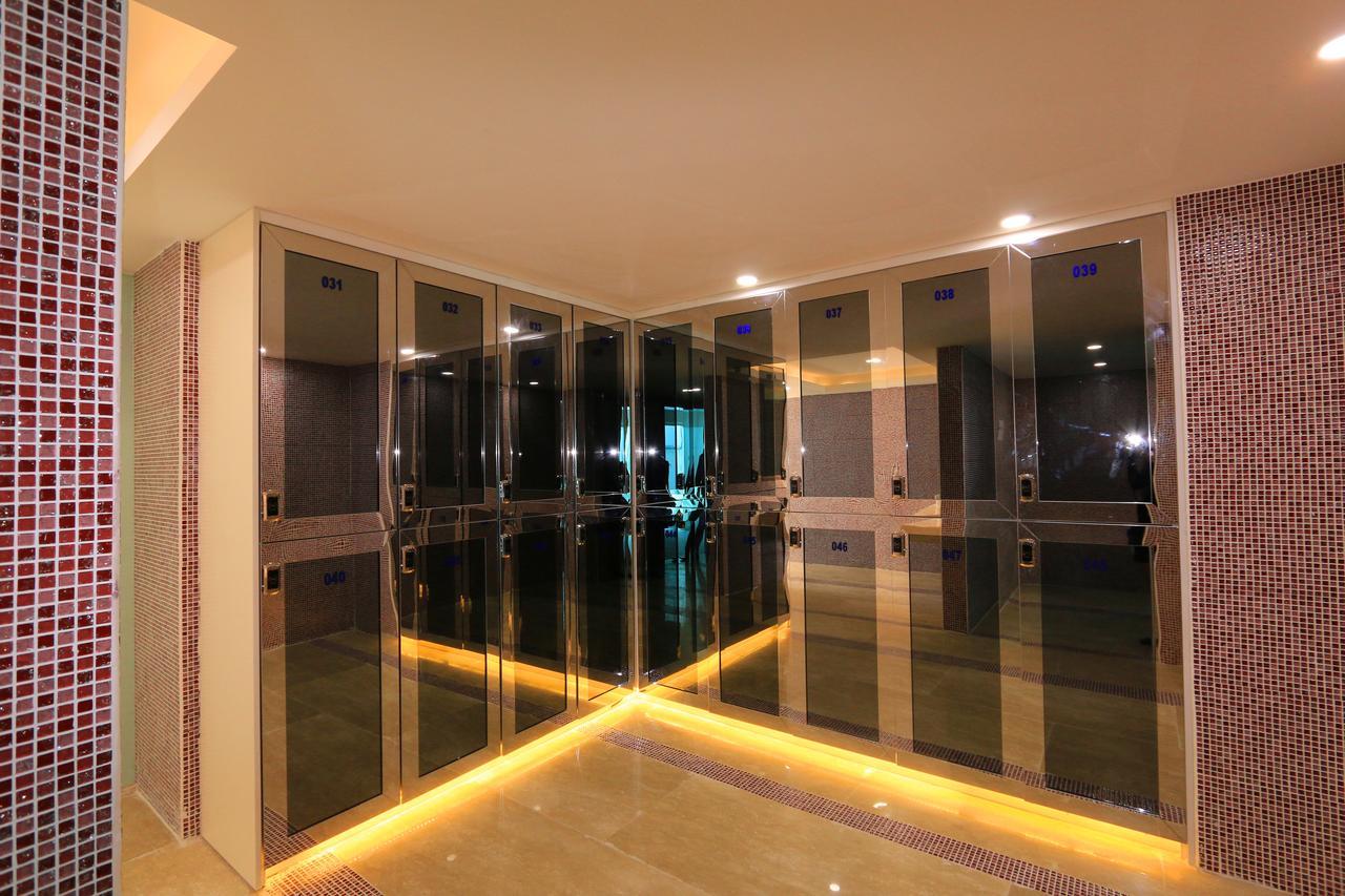 Eastland Hotel & Apartment Phnom Penh Esterno foto