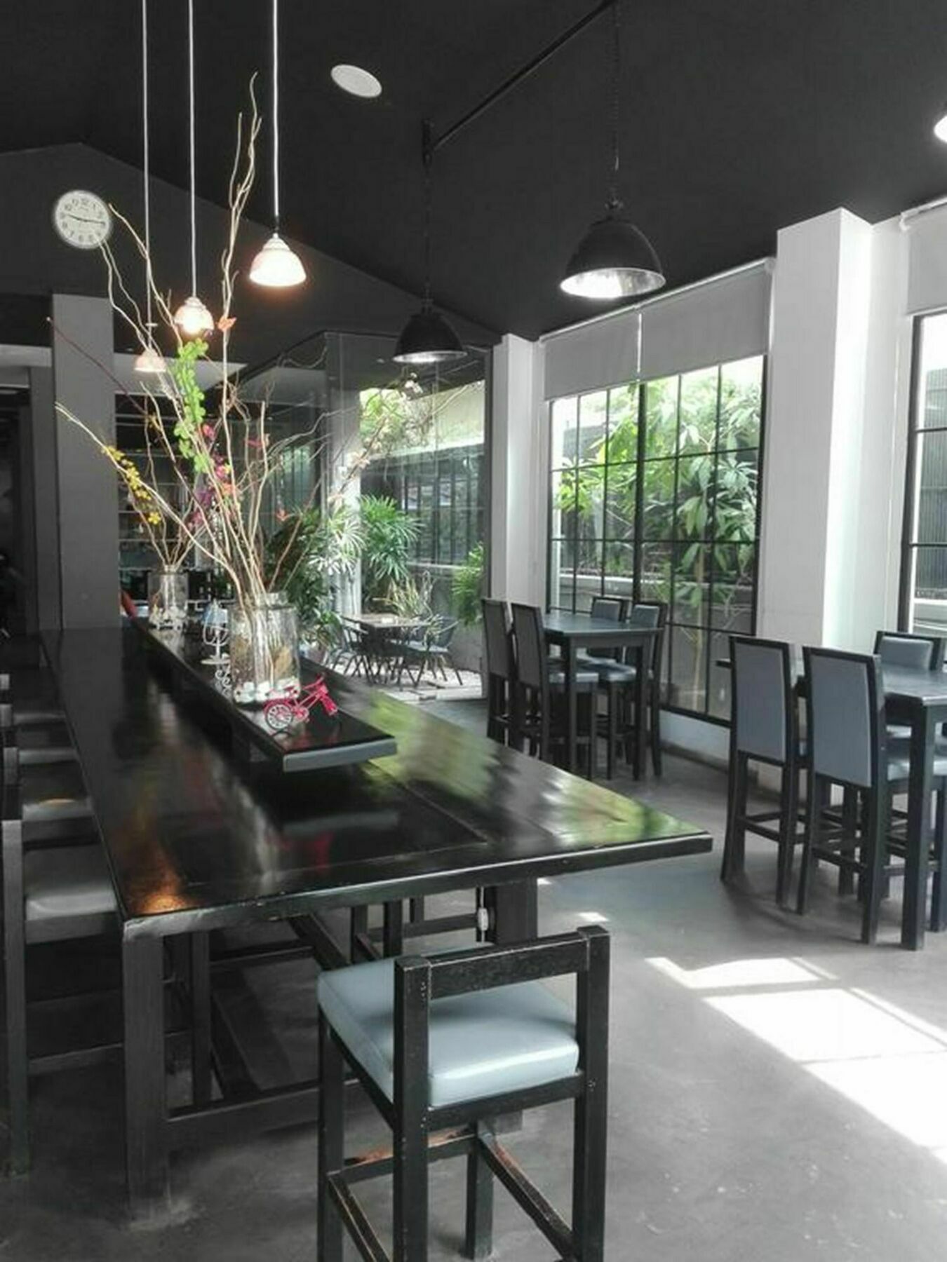 Eastland Hotel & Apartment Phnom Penh Esterno foto